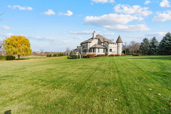 $995,000 | 4220 Northgate Drive, Spring Grove, IL 60081