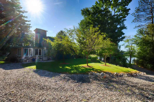 $584,000 | 2374 East Cabin Circle, Makinen, MN 55763