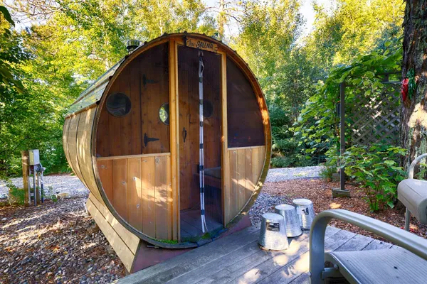 $584,000 | 2374 East Cabin Circle, Makinen, MN 55763