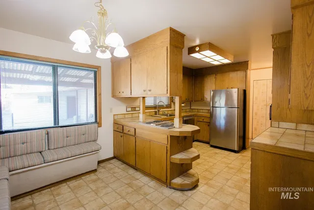 $325,000 | 120 South 11th East, Mountain Home, ID 83647