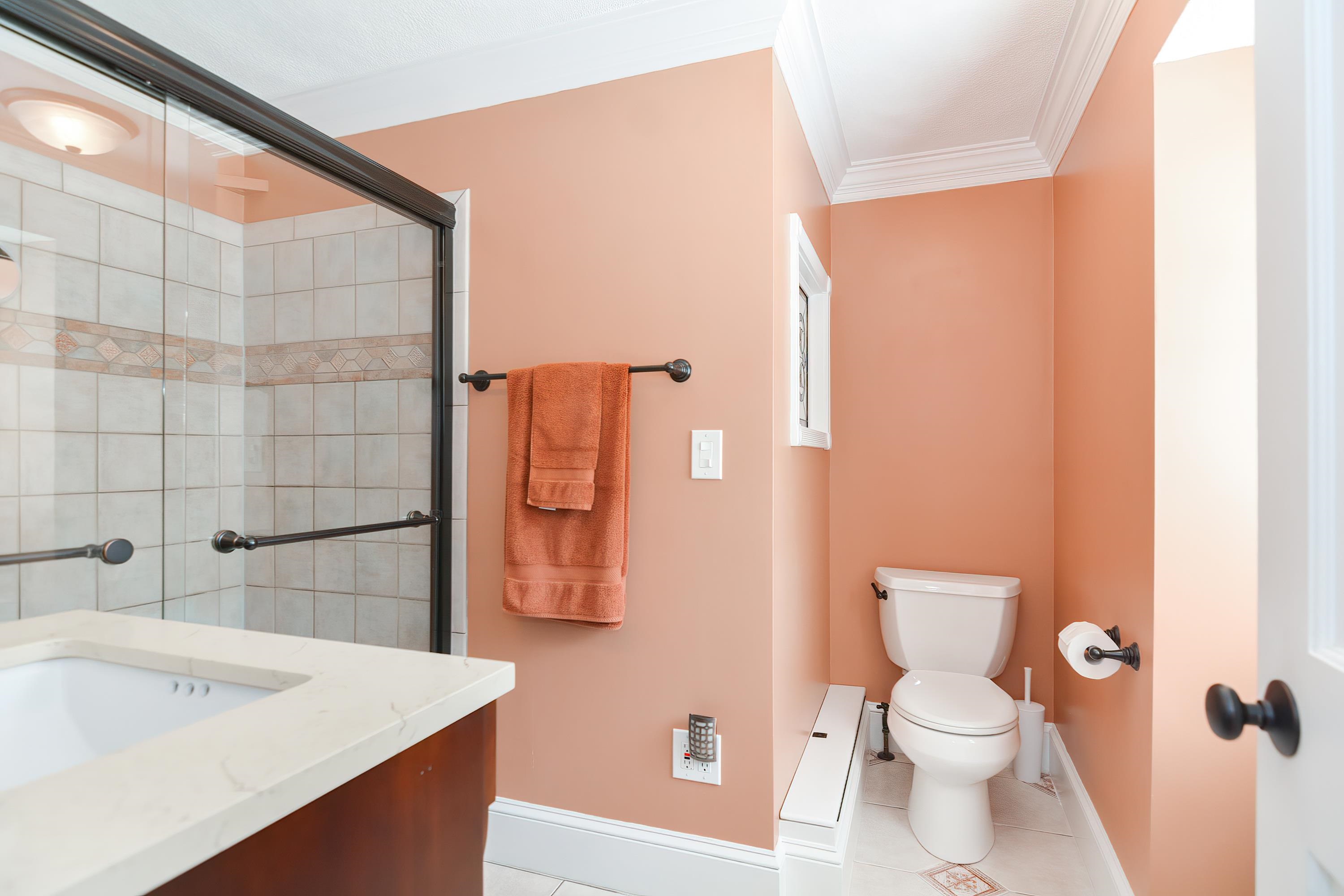 7 Dublin Road Windham, NH 03087 - Photo 12 of 38