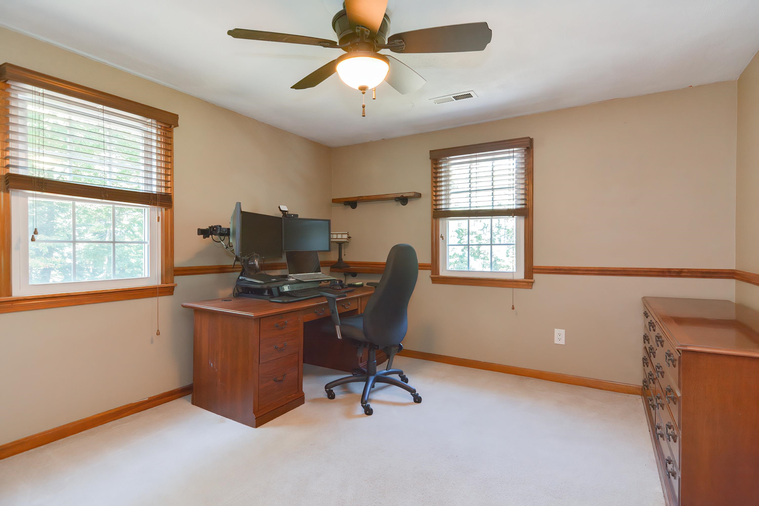 7 Dublin Road Windham, NH 03087 - Photo 17 of 38