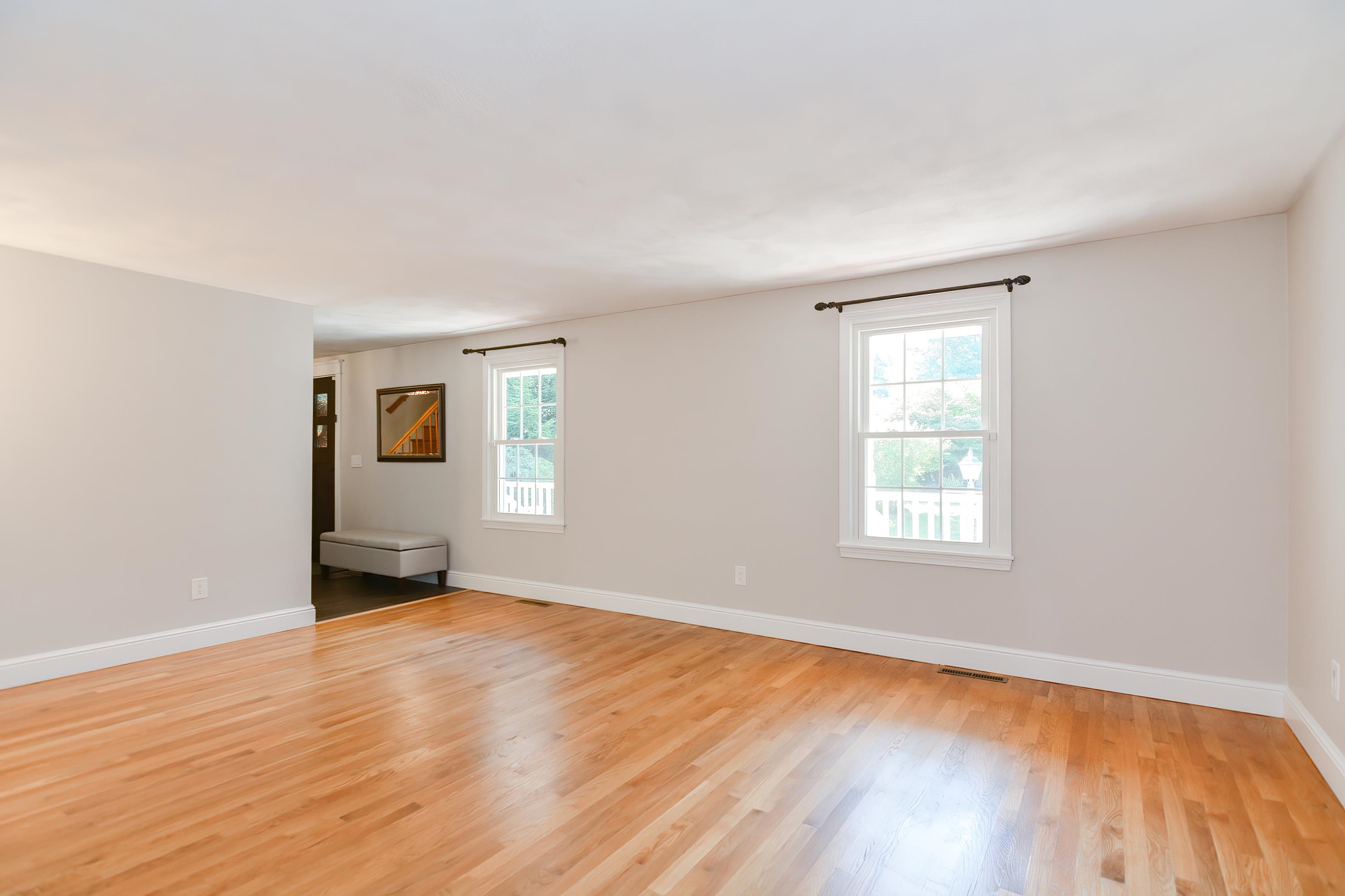 7 Dublin Road Windham, NH 03087 - Photo 6 of 38