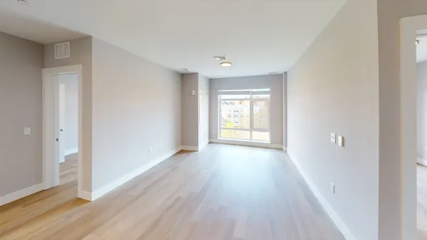 $3,750 | 250 Centre Street, Unit 509, Boston, MA 02119