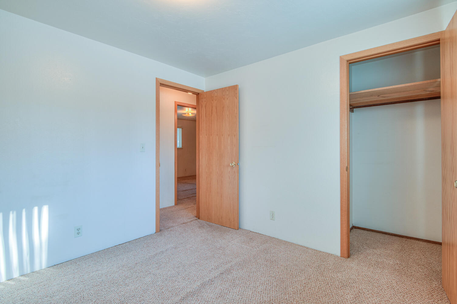 16054 Burgess Road La Pine, OR 97739 - Photo 14 of 27 Gallery Image 14