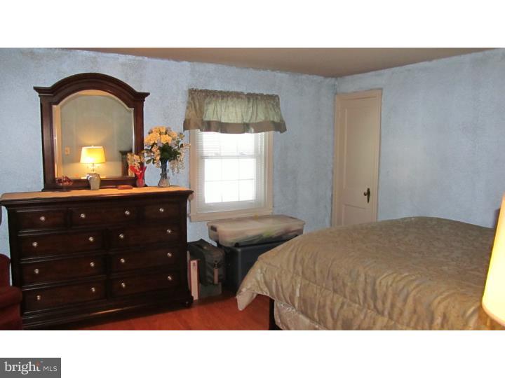 411 Longfellow Road Wyncote, PA 19095 - Photo 16 of 24