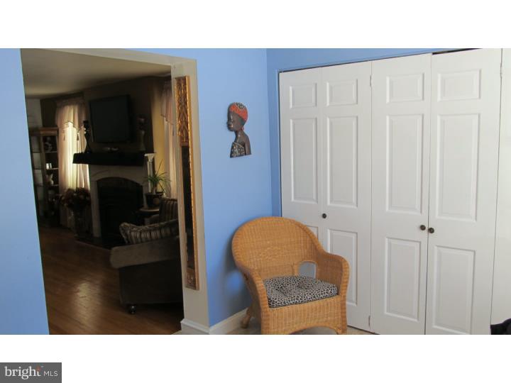 411 Longfellow Road Wyncote, PA 19095 - Photo 5 of 24