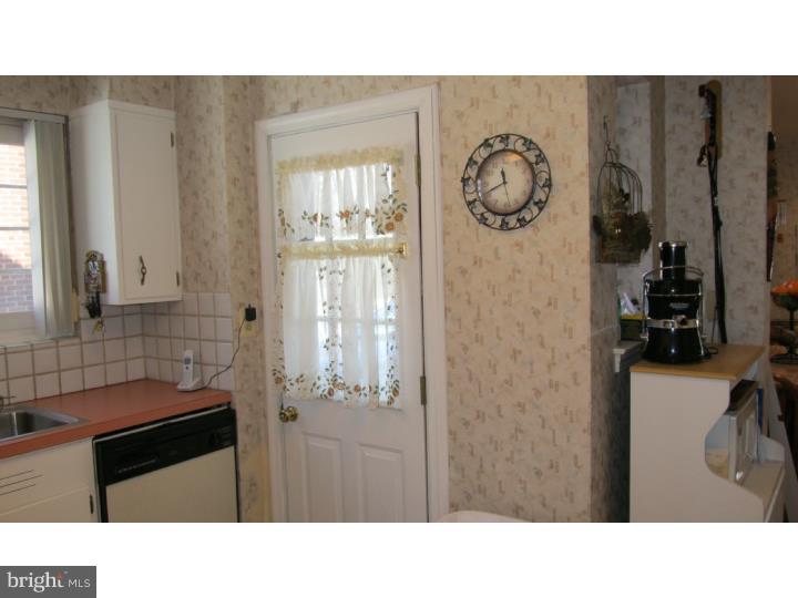 411 Longfellow Road Wyncote, PA 19095 - Photo 10 of 24