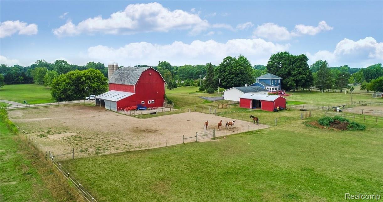 1350 West Allen Road Howell, MI 48855 - Photo 27 of 38 DJI_0021 (1).MP4
