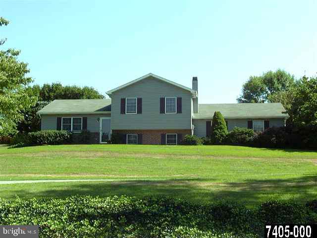 1004 Hoffman Road Windsor, PA 17366 - Photo 1 of 17