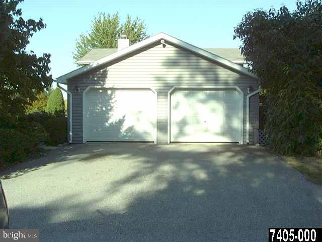 1004 Hoffman Road Windsor, PA 17366 - Photo 16 of 17