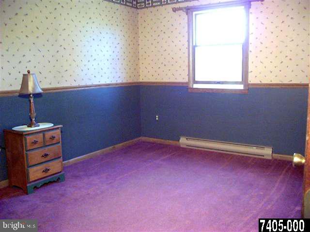 1004 Hoffman Road Windsor, PA 17366 - Photo 6 of 17