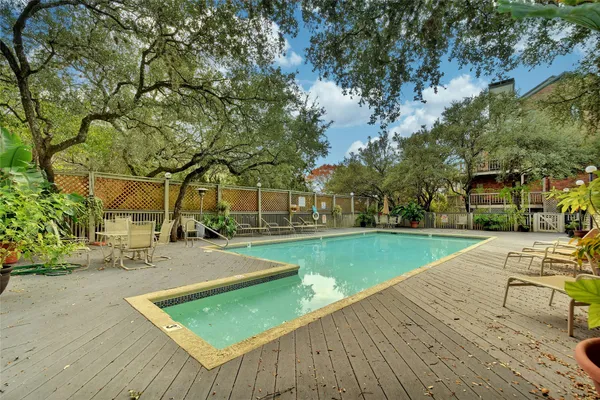 $3,100 | 1741 Spyglass Drive, Unit 119, Austin, TX 78746