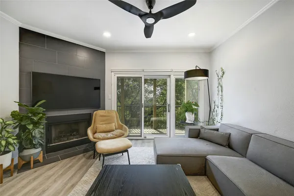 $3,100 | 1741 Spyglass Drive, Unit 119, Austin, TX 78746