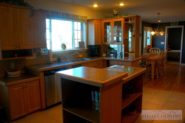 4040 Hardin Road Boone, NC 28607 - Photo 8 of 13 Gallery Image 8