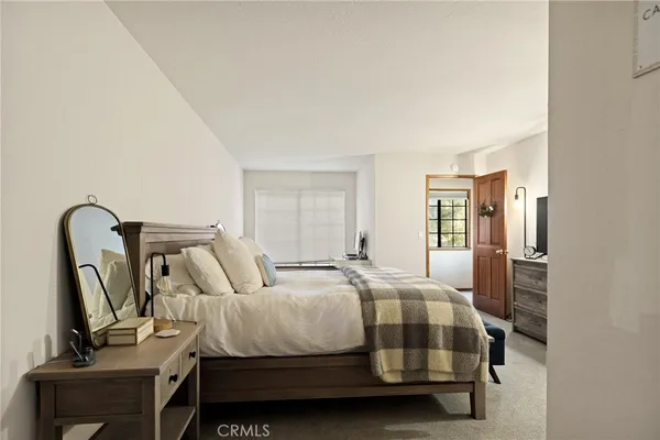 $799,000 | 404 Darfo Drive, Crestline, CA 92325