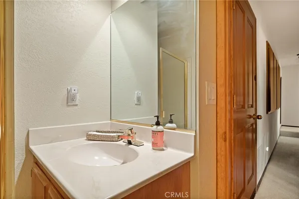 $799,000 | 404 Darfo Drive, Crestline, CA 92325