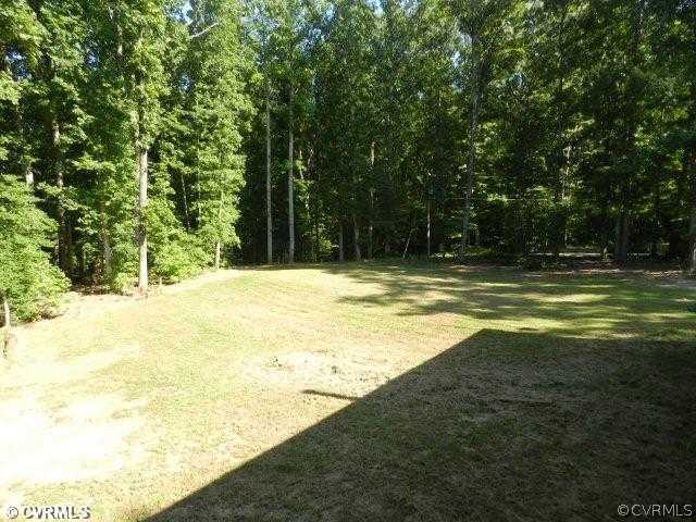 4248 Three Bridge Road Powhatan, VA 23139 - Photo 11 of 11 Yard/Garden