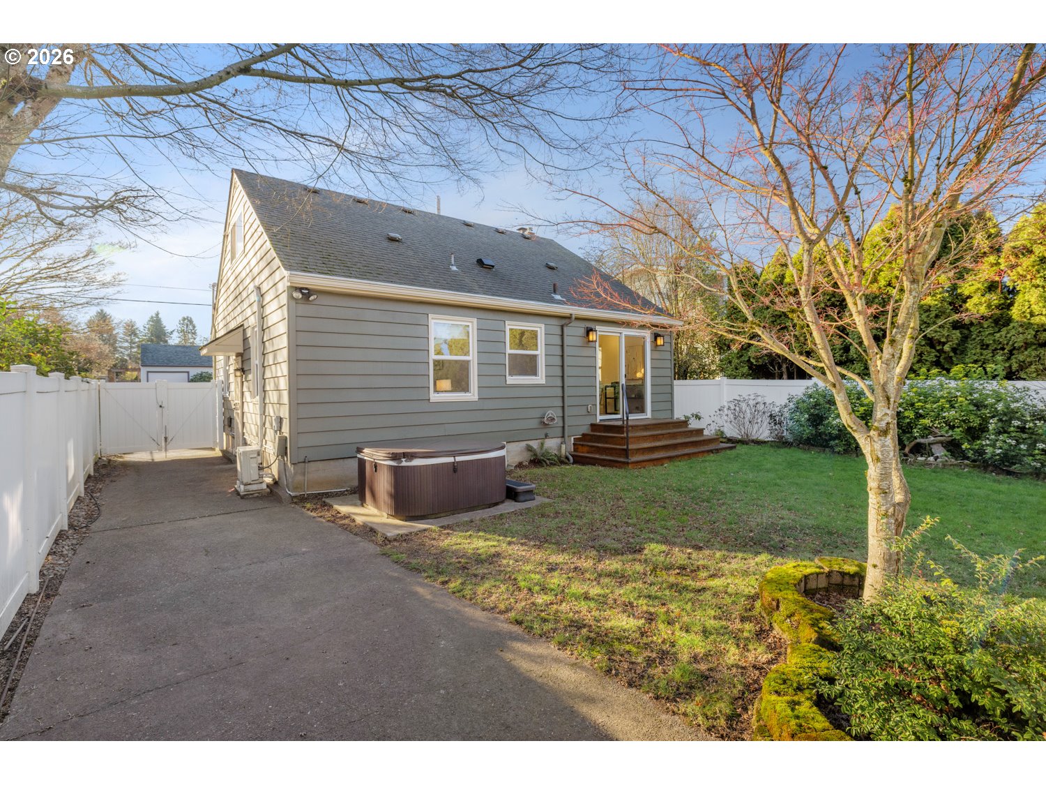 4231 Southeast Long Street Portland, OR 97206 - Photo 36 of 42