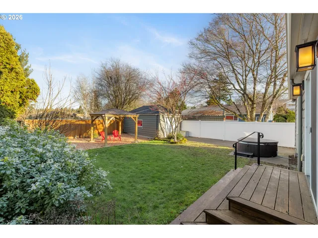 $599,900 | 4231 Southeast Long Street, Portland, OR 97206