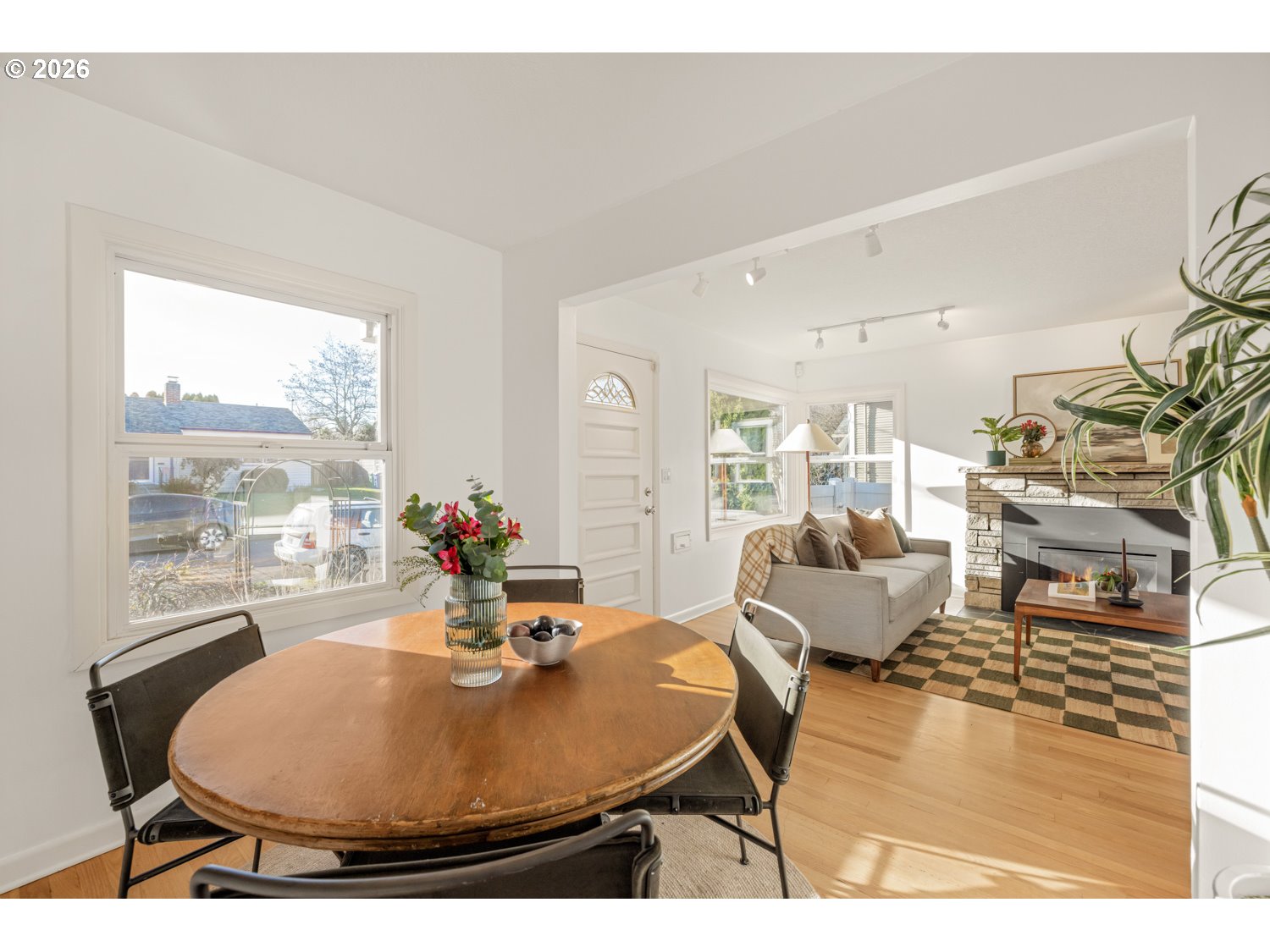 4231 Southeast Long Street Portland, OR 97206 - Photo 8 of 42