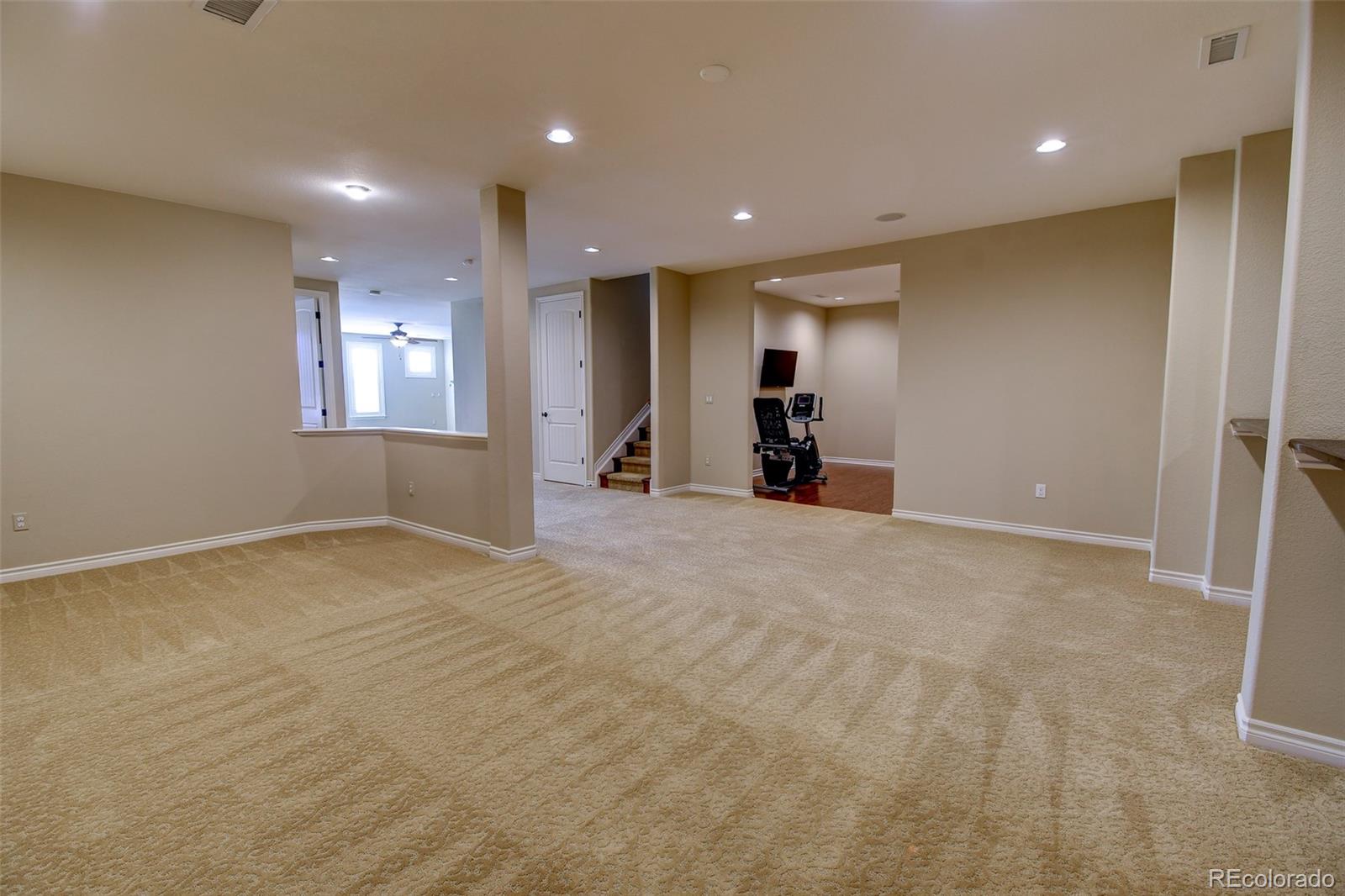9339 Viaggio Way Highlands Ranch, CO 80126 - Photo 35 of 50