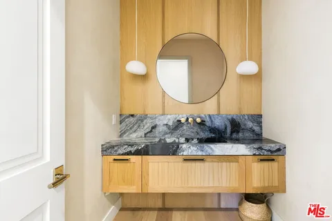 $5,295,000 | 6310 Mirror Lake Drive, Los Angeles, CA 90068