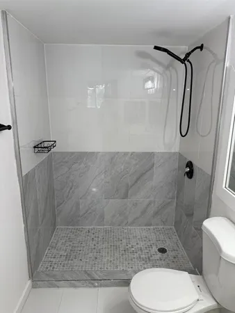 $2,300 | 4828 Highway 7, Unit 104, Coconut Creek, FL 33073