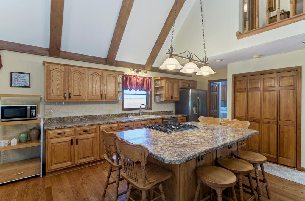 1570 South Sandbar Road Kankakee, IL 60901 - Photo 10 of 45