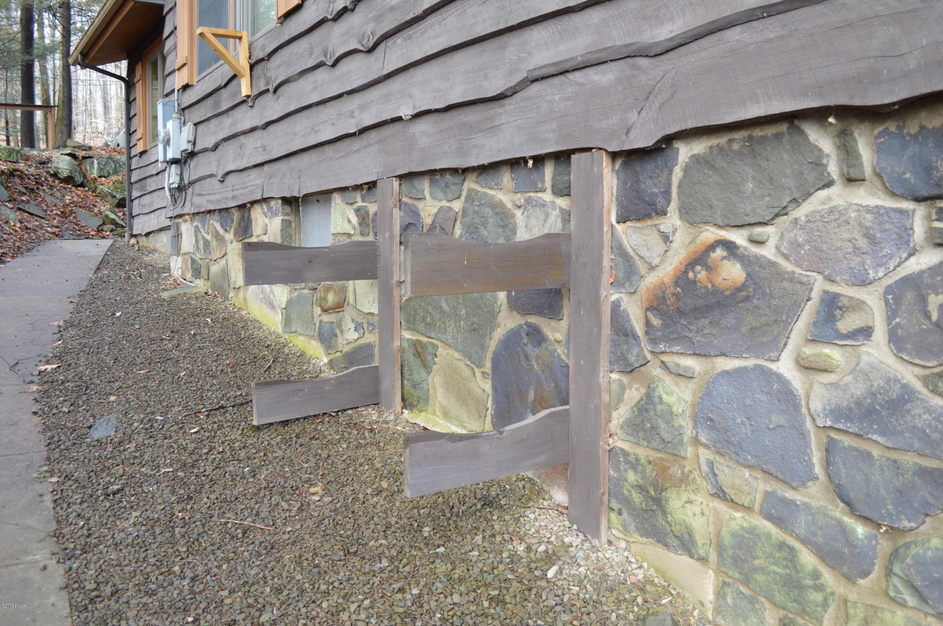 977 Ledgedale Road Lake Ariel, PA 18436 - Photo 8 of 45 canoe kayak racks