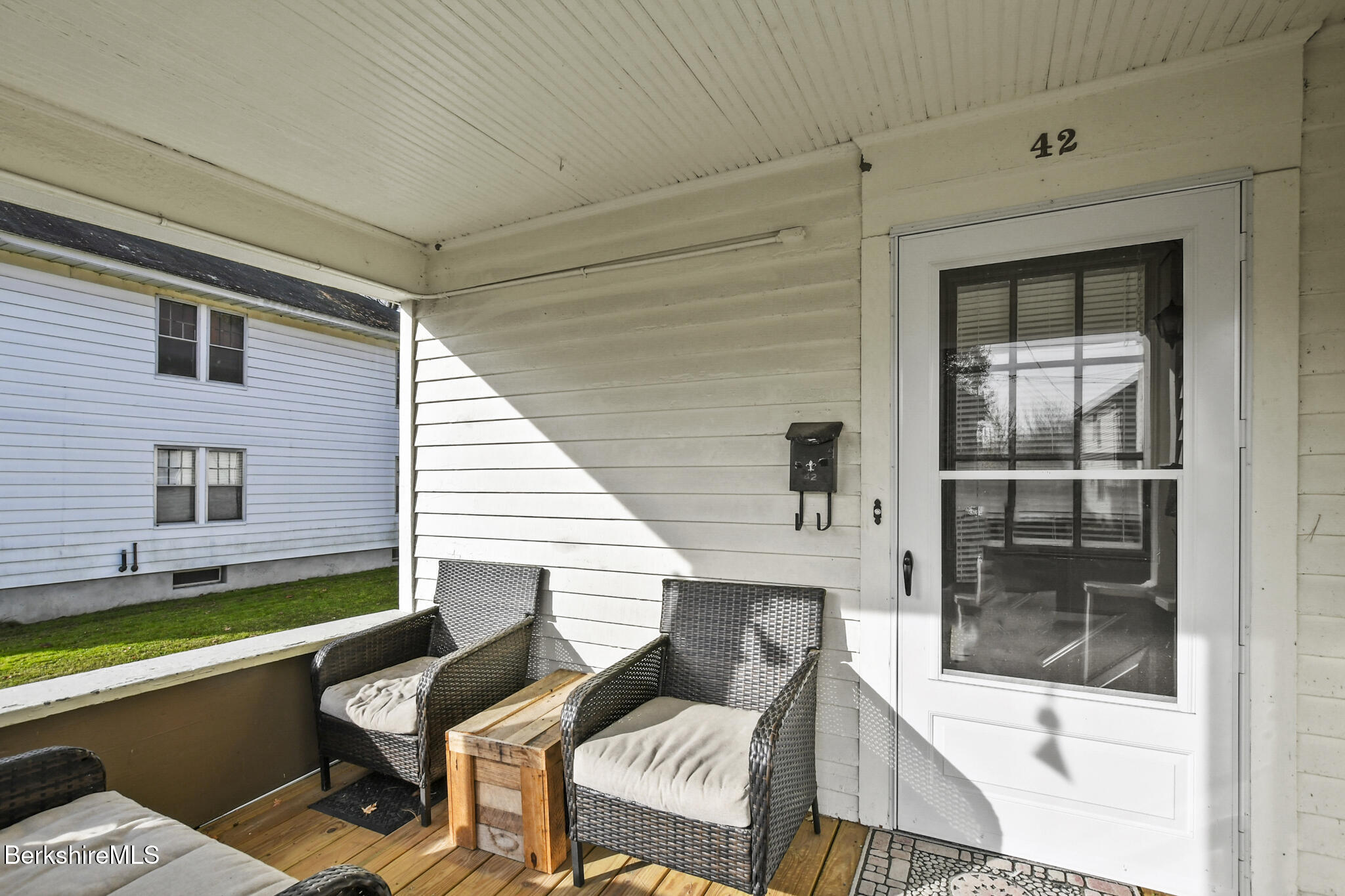 40 Gordon Street Pittsfield, MA 01201 - Photo 6 of 33 Front Porch