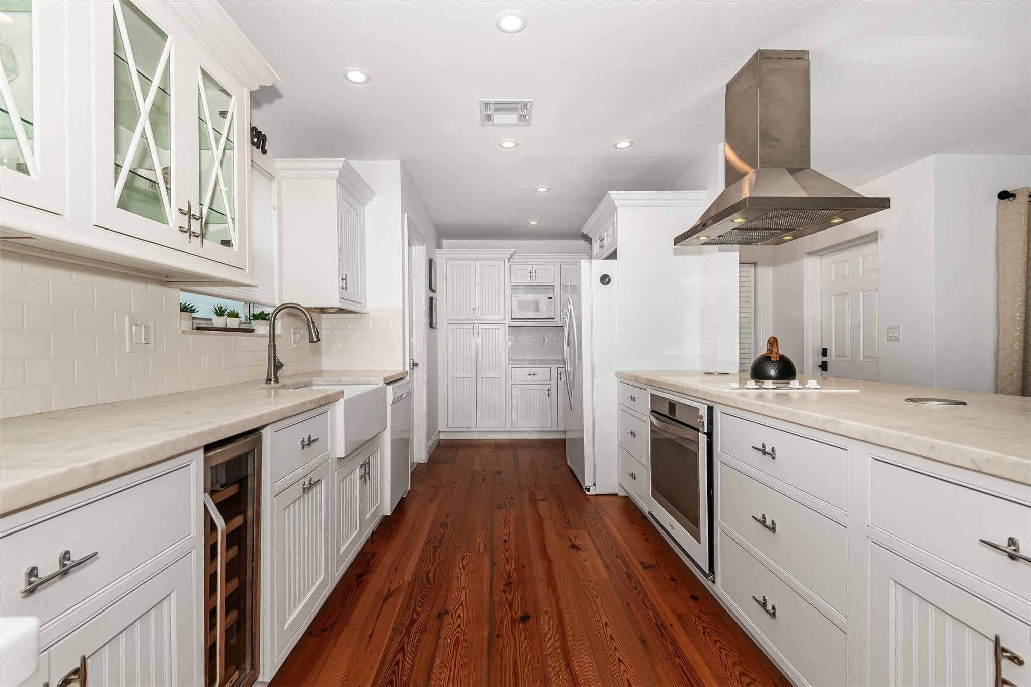 6340 Northeast 21st Road Fort Lauderdale, FL 33308 - Photo 5 of 29 Photo 5