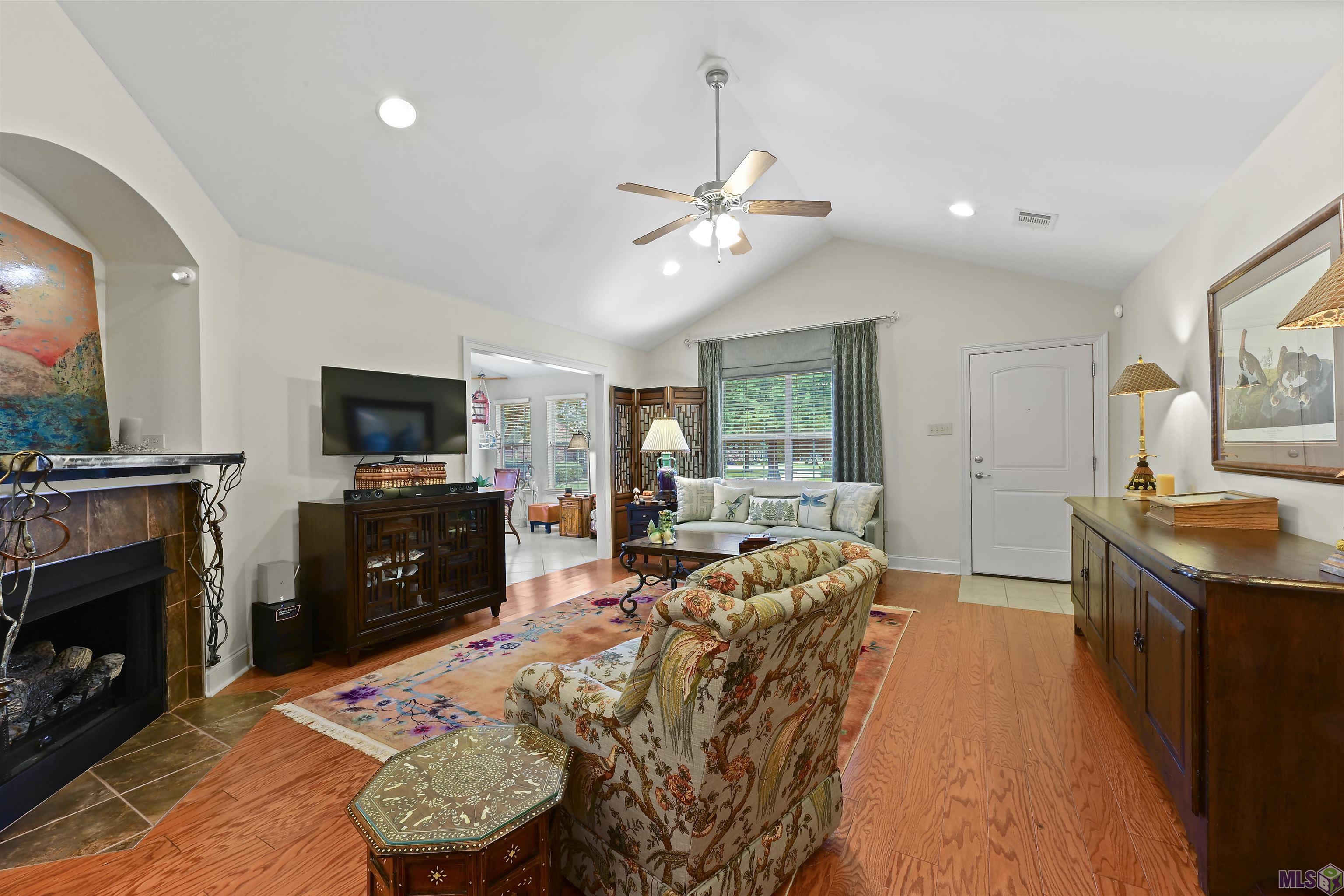 7111 Village Maison Court, Unit 72 Baton Rouge, LA 70809 - Photo 3 of 22