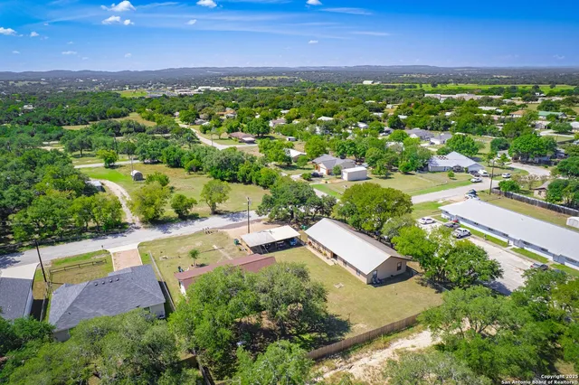 $485,000 | 1016-1022 13th Street, Blanco, TX 78606