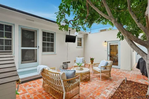 $2,095,000 | 1210 Third Street, Coronado, CA 92118