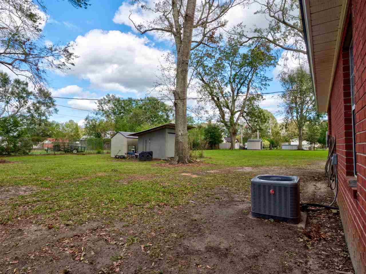 18619 Florida Street Robertsdale, AL 36567 - Photo 4 of 28
