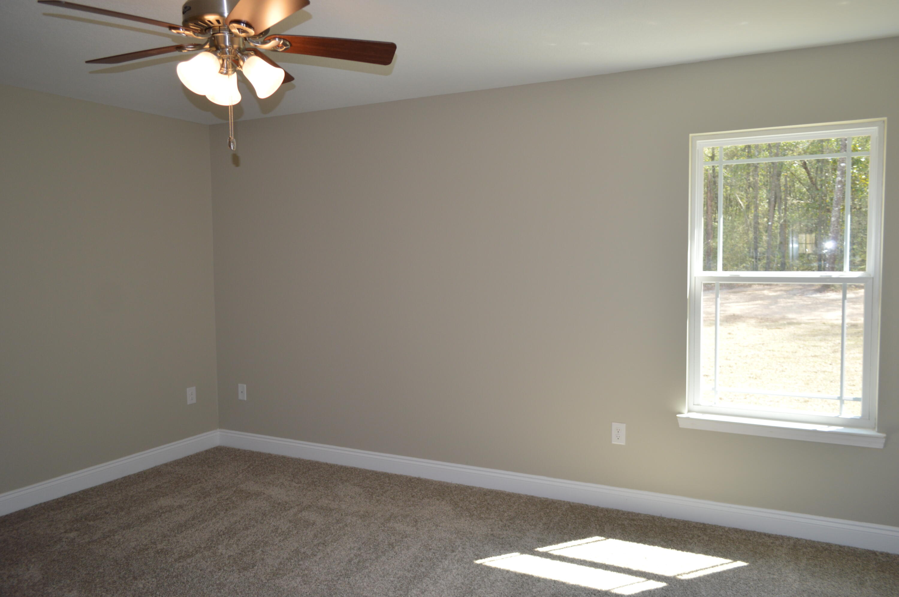3189 Maple Street Crestview, FL 32539 - Photo 10 of 13 DSC_0018