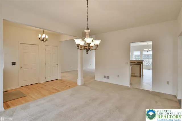 $424,900 | 1384 Hennaberry Lane, Easton, PA 18040