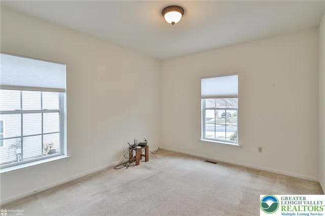 $424,900 | 1384 Hennaberry Lane, Easton, PA 18040