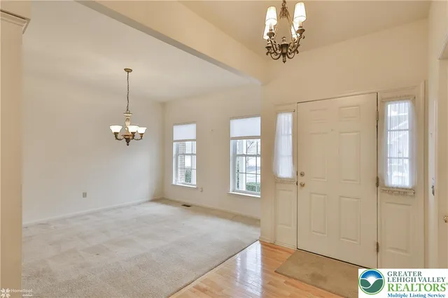 $424,900 | 1384 Hennaberry Lane, Easton, PA 18040