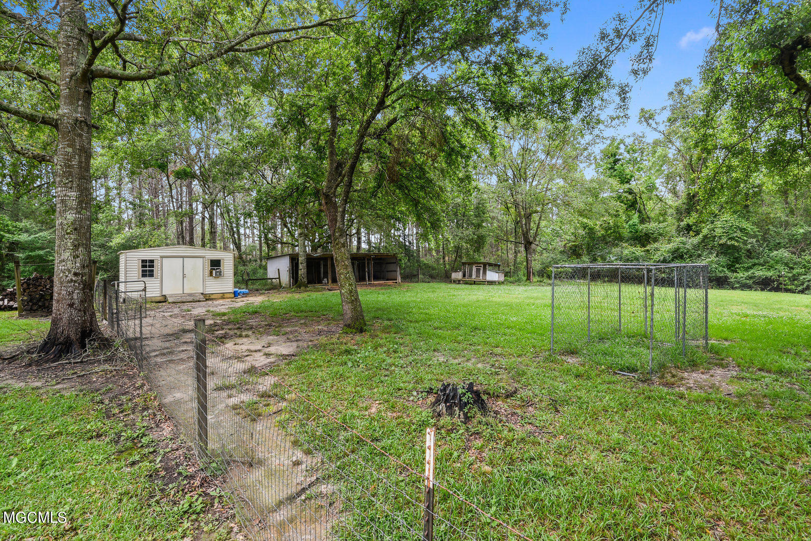 16276 McKay Road Gulfport, MS 39503 - Photo 27 of 28 027_1600x1067_mls_1600x1067