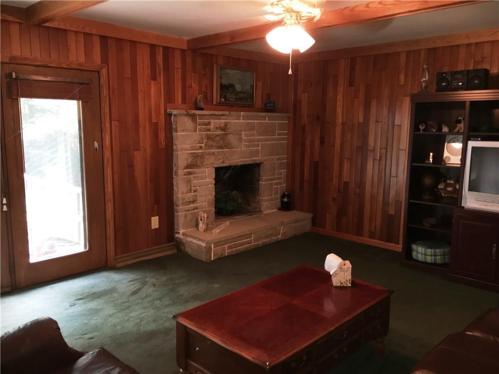 110 September Drive Butler, PA 16002 - Photo 10 of 25 Please note there are oak wood floors under all carpeted rooms