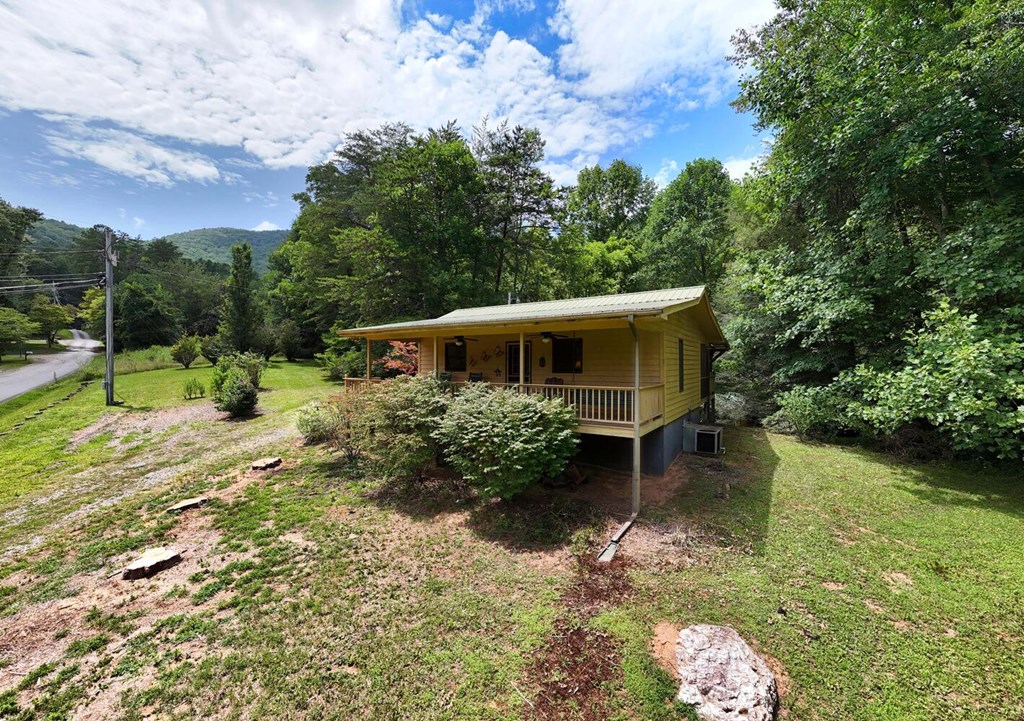 1625 Taylor Road Hiawassee, GA 30546 - Photo 9 of 36 Gallery Image 9
