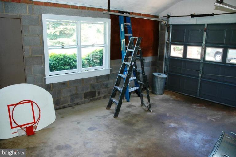10354 Walker Road Culpeper, VA 22701 - Photo 21 of 23 Garage 1