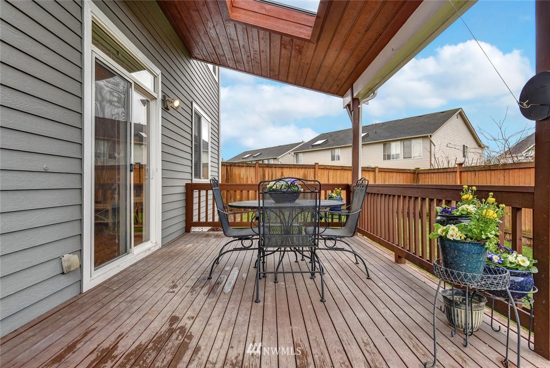 4225 Northeast 8th Street Renton, WA 98059 - Photo 24 of 25 Gallery Image 24