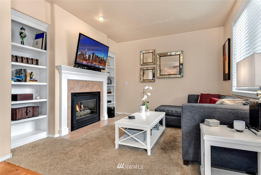 4225 Northeast 8th Street Renton, WA 98059 - Photo 7 of 25 Gallery Image 7