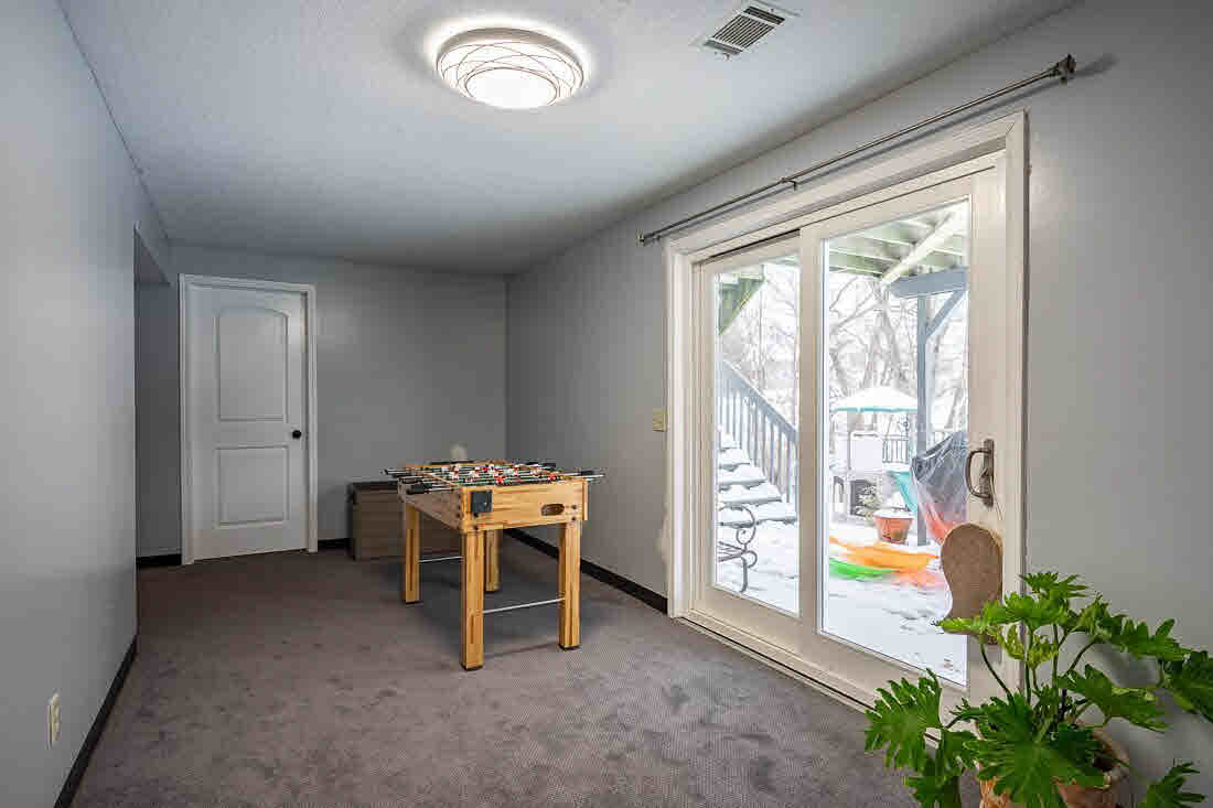 1800 Plum Tree Road Bettendorf, IA 52722 - Photo 16 of 24 Gallery Image 16