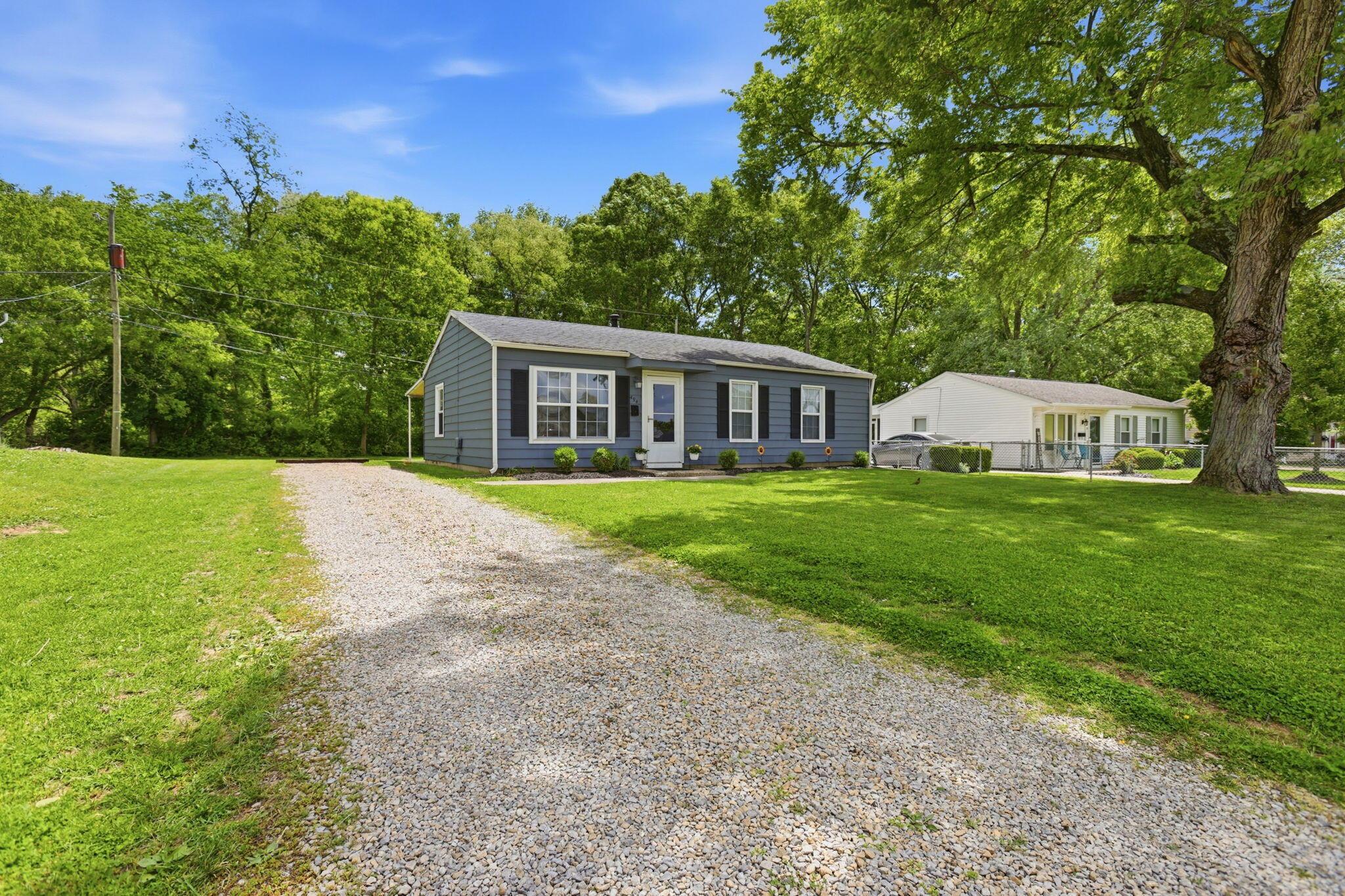 494 Ridgefield Road Newark, OH 43055 - Photo 2 of 46