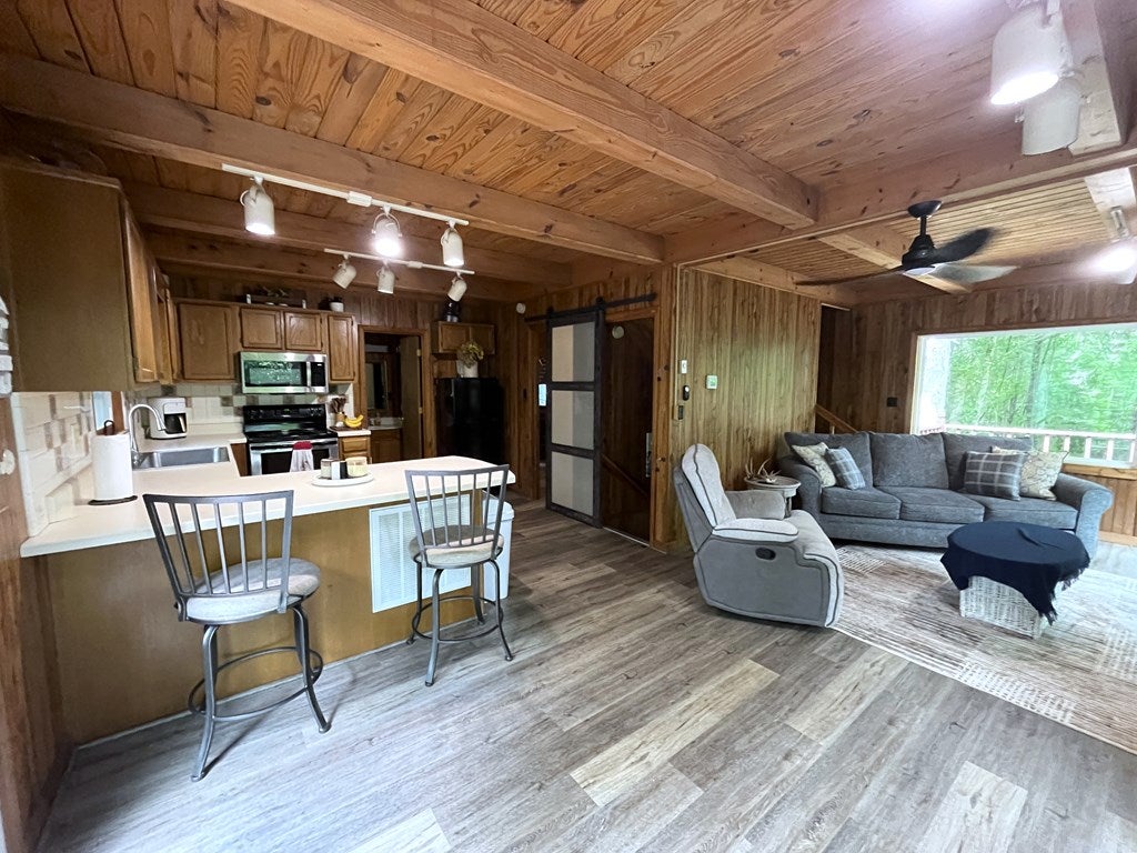 76 Captains Gate Road Willis, VA 24380 - Photo 30 of 50 Gallery Image 30