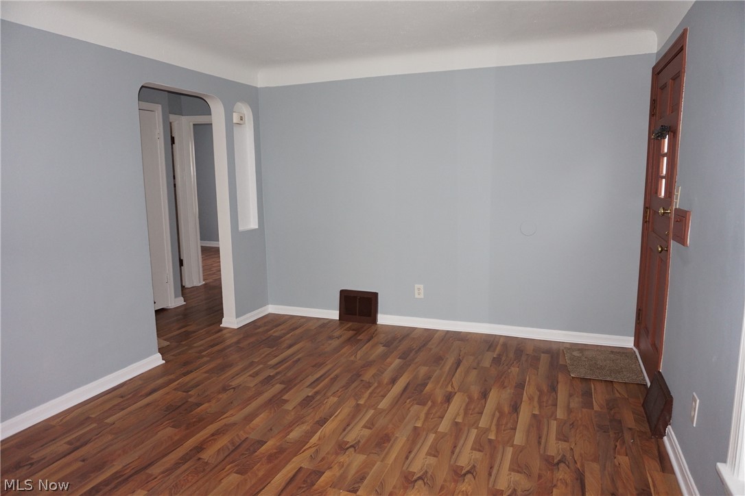 3802 Highland Road Cleveland, OH 44111 - Photo 8 of 24